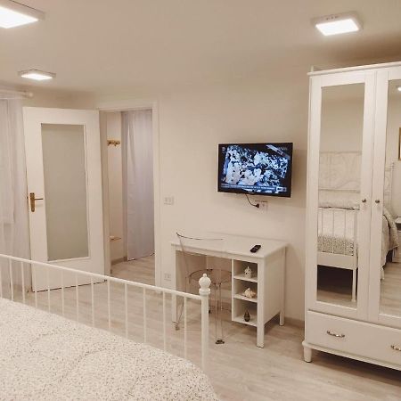 Interno25 Taranto Exterior foto